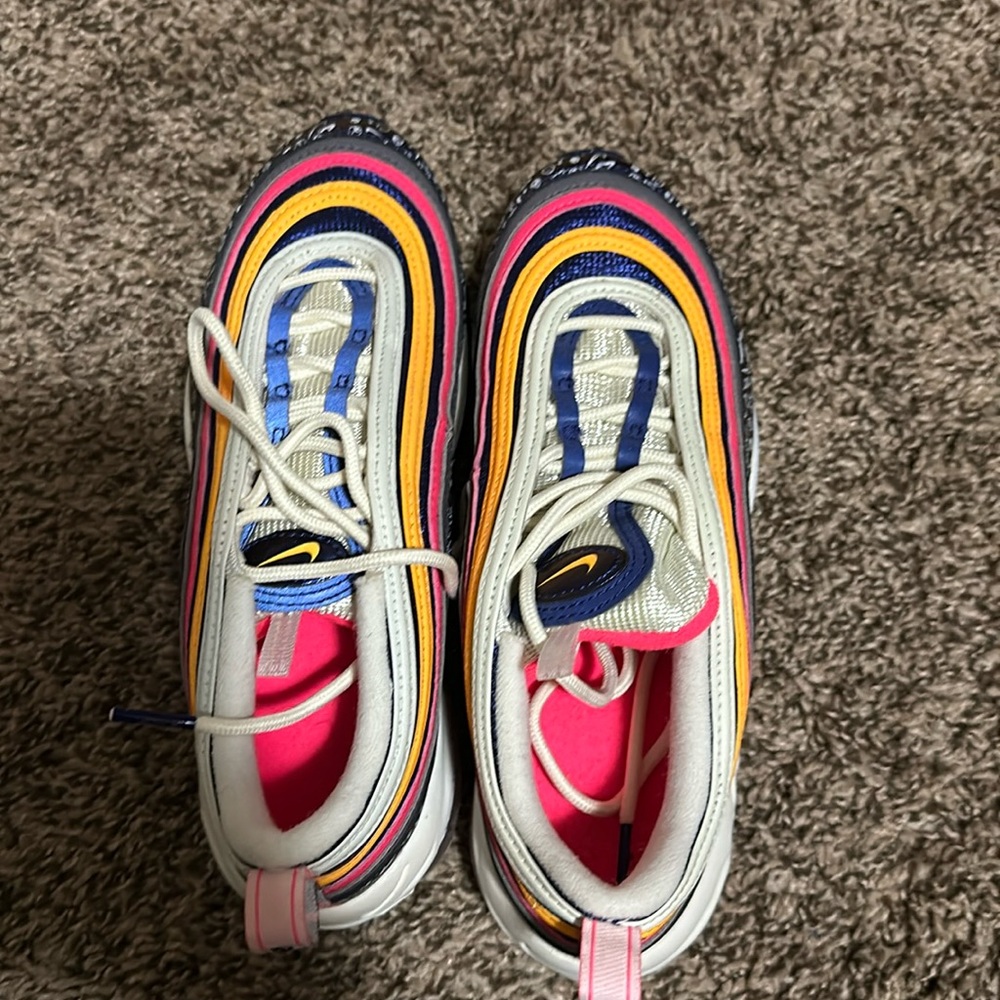 Nike Air Max Brand New; without box or tags; Never Worn
